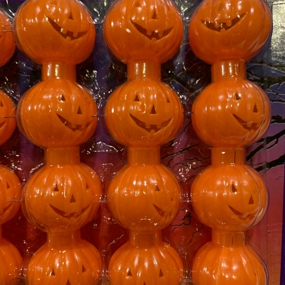 NWT HALLOWEEN FLASHING MINI PUMPKIN LIGHTS. - Picture 2 of 6